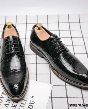 2022 Designer Mens Pointed Crocodile Pattern Oxford Dress Wedding Prom Homecoming Scarpe in pelle verniciata Sapato Social Ma