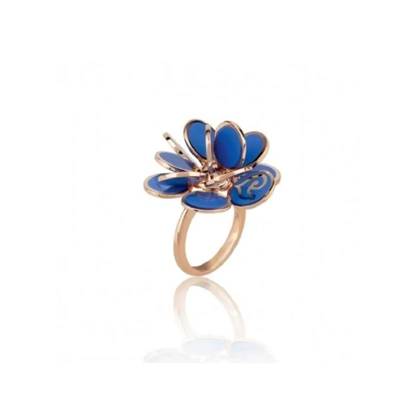 Anello Chantecler fiore grande in oro rosa e smalto blu Capri