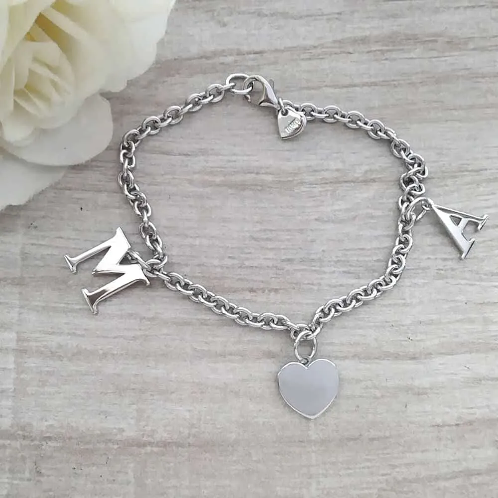 Braccialetto con letterine e cuore