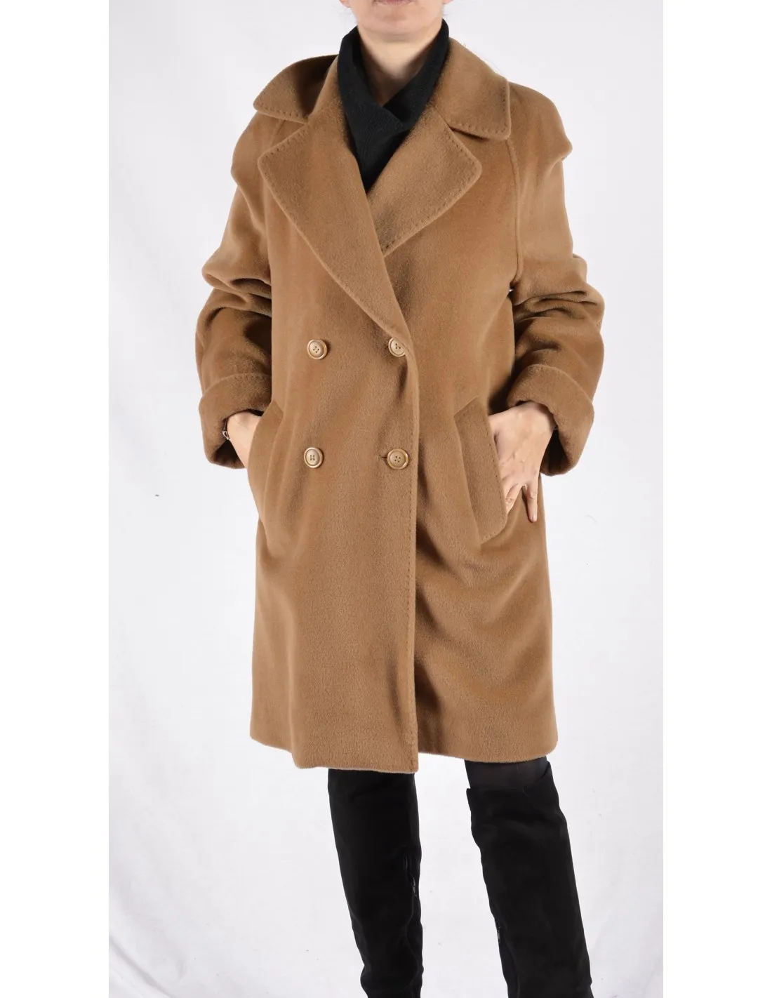 Cappotto Donna in lana doppiopetto Mod Rachele Beige