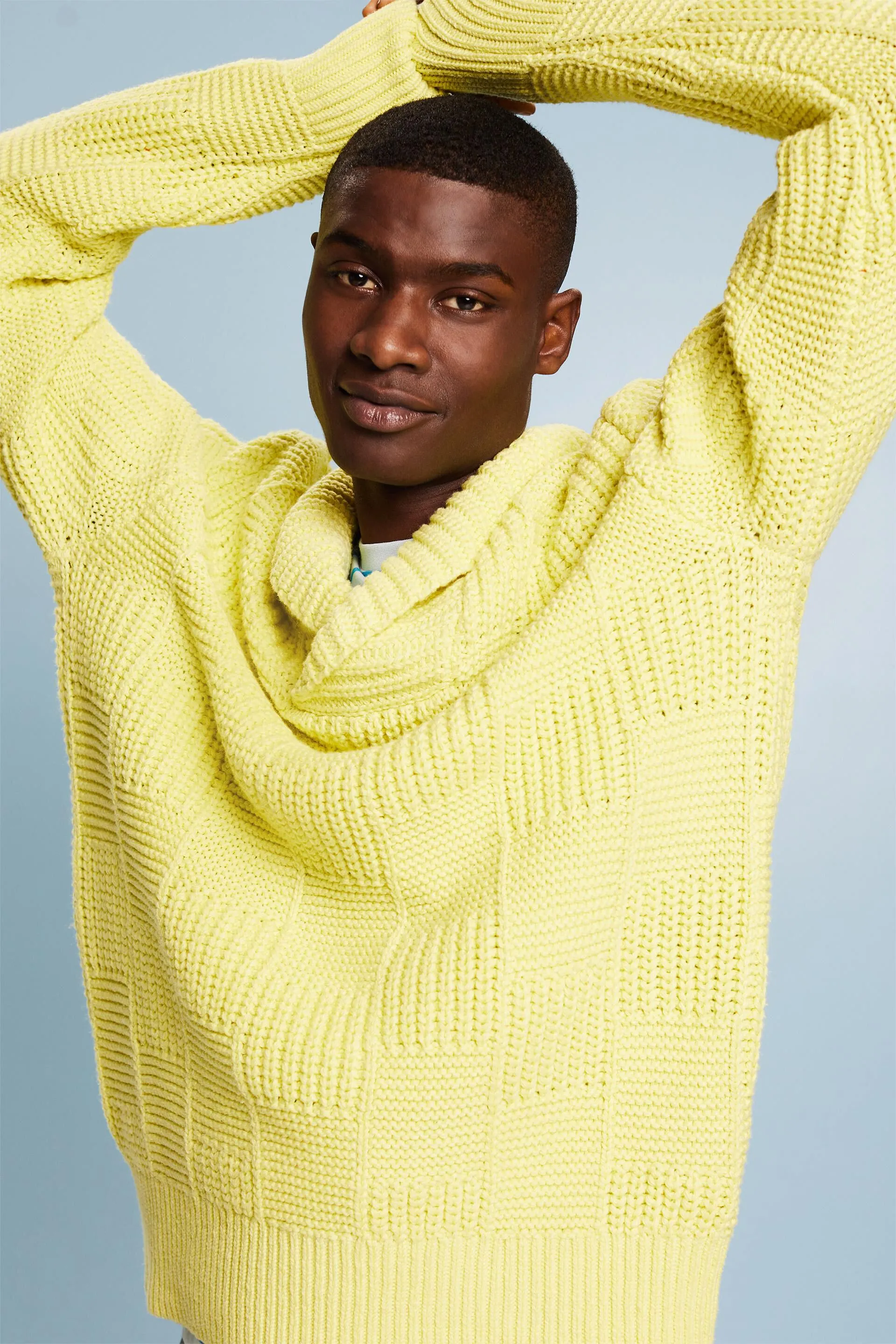 Maglione a collo sciallato in maglia larga