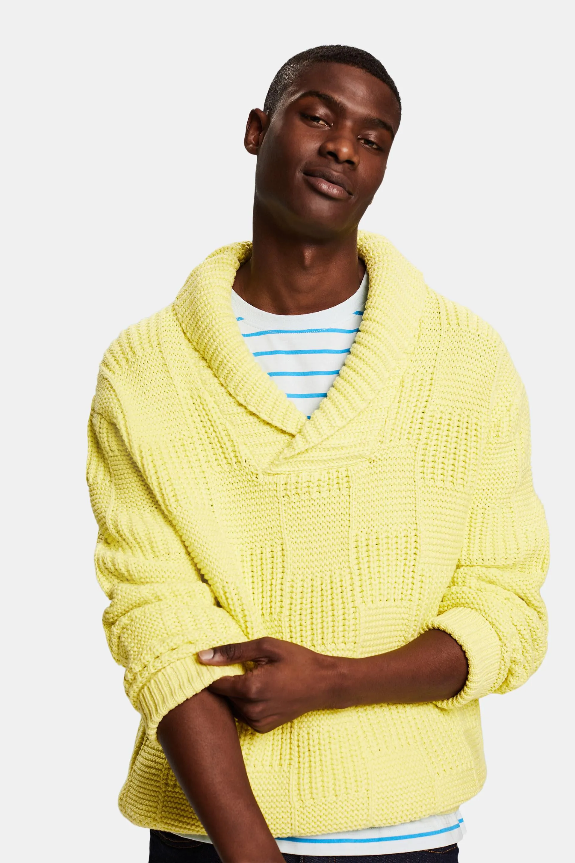 Maglione a collo sciallato in maglia larga