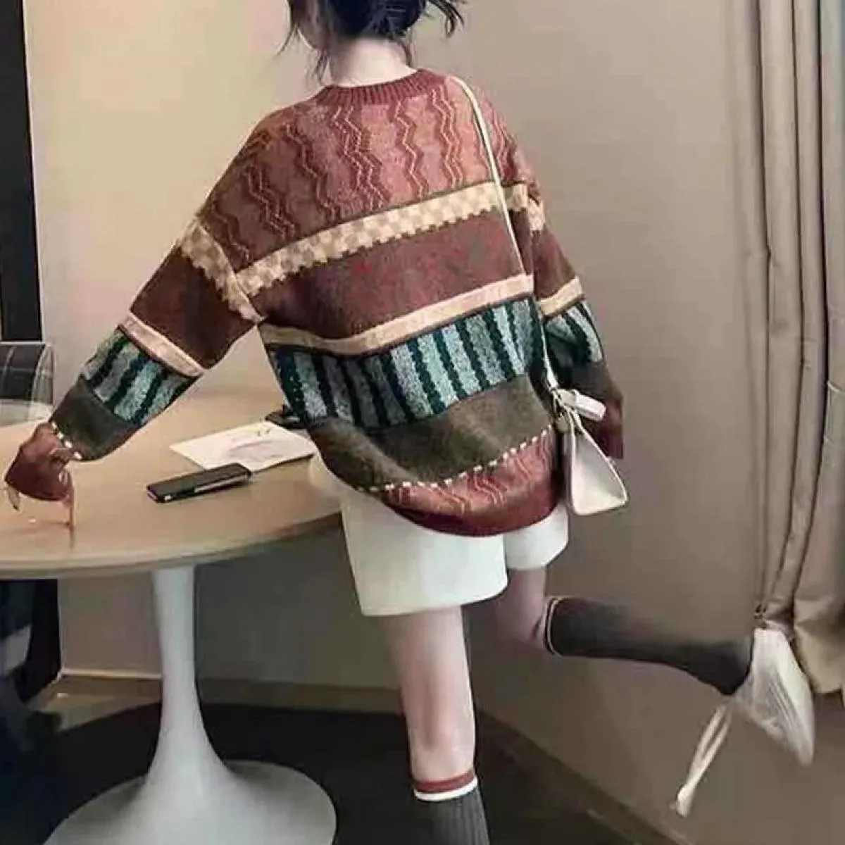Maglione Retro Chic Splicing Color Abbigliamento caldo invernale Pullover lavorato a maglia per maglione da donna