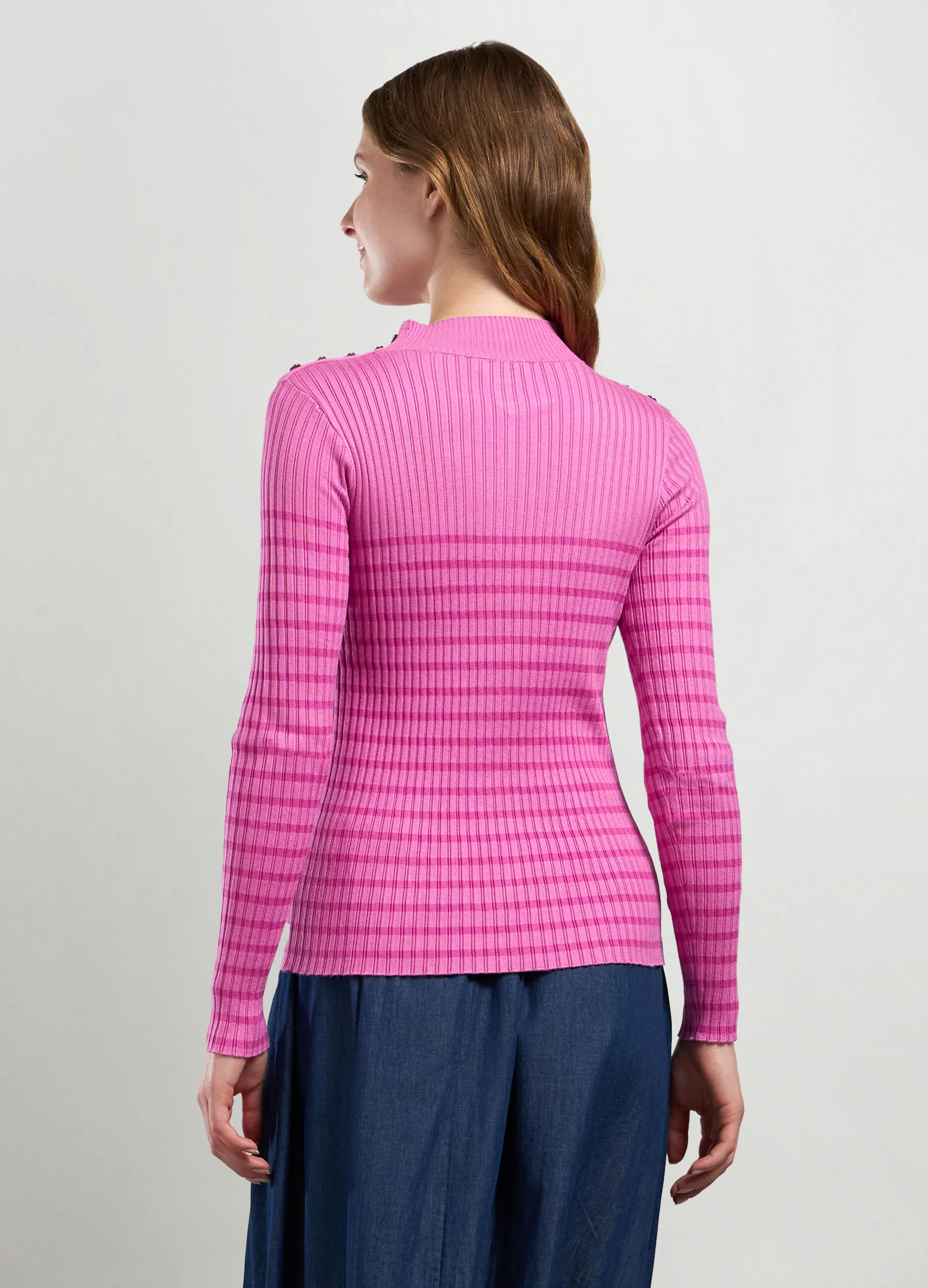 NICE & CHIC  T-shirt in costina di misto viscosa 