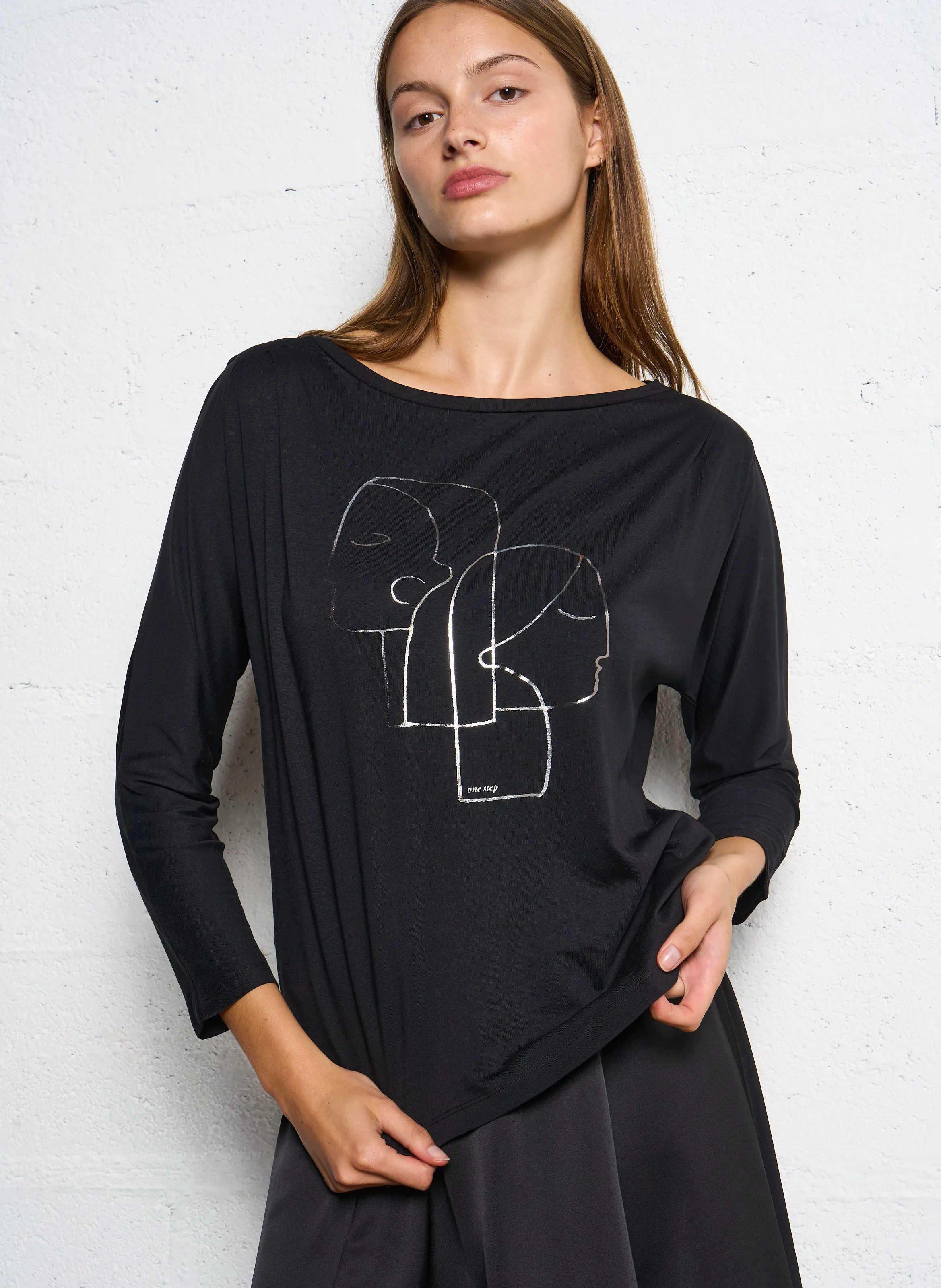  ONE STEP   MARNIE - T-shirt collo a barchetta in misto cotone | Nero