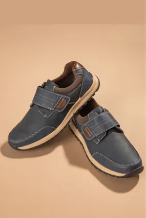 Scarpe casual con chiusura a strappo e pavé