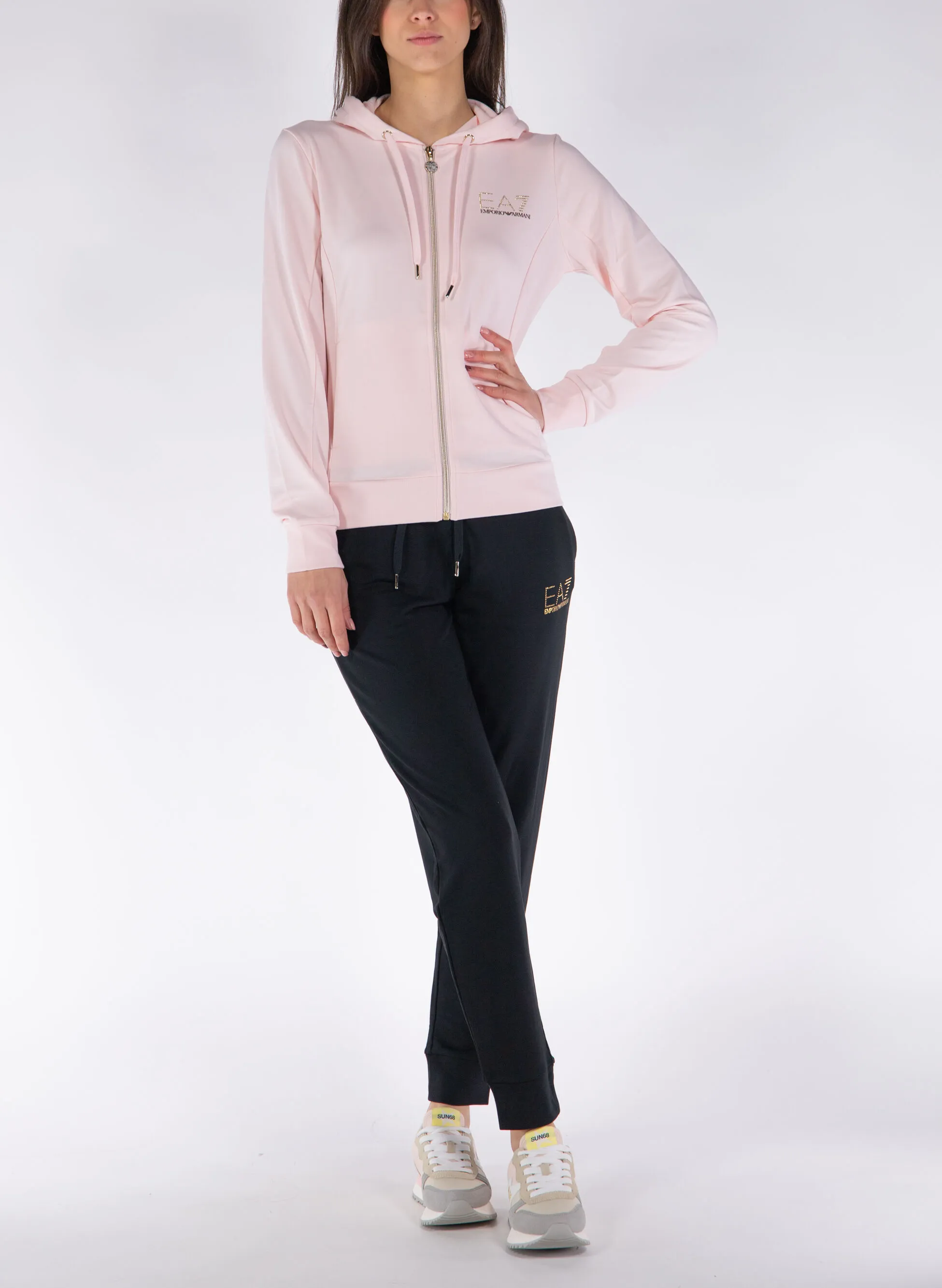 tuta slim gold con cappuccio