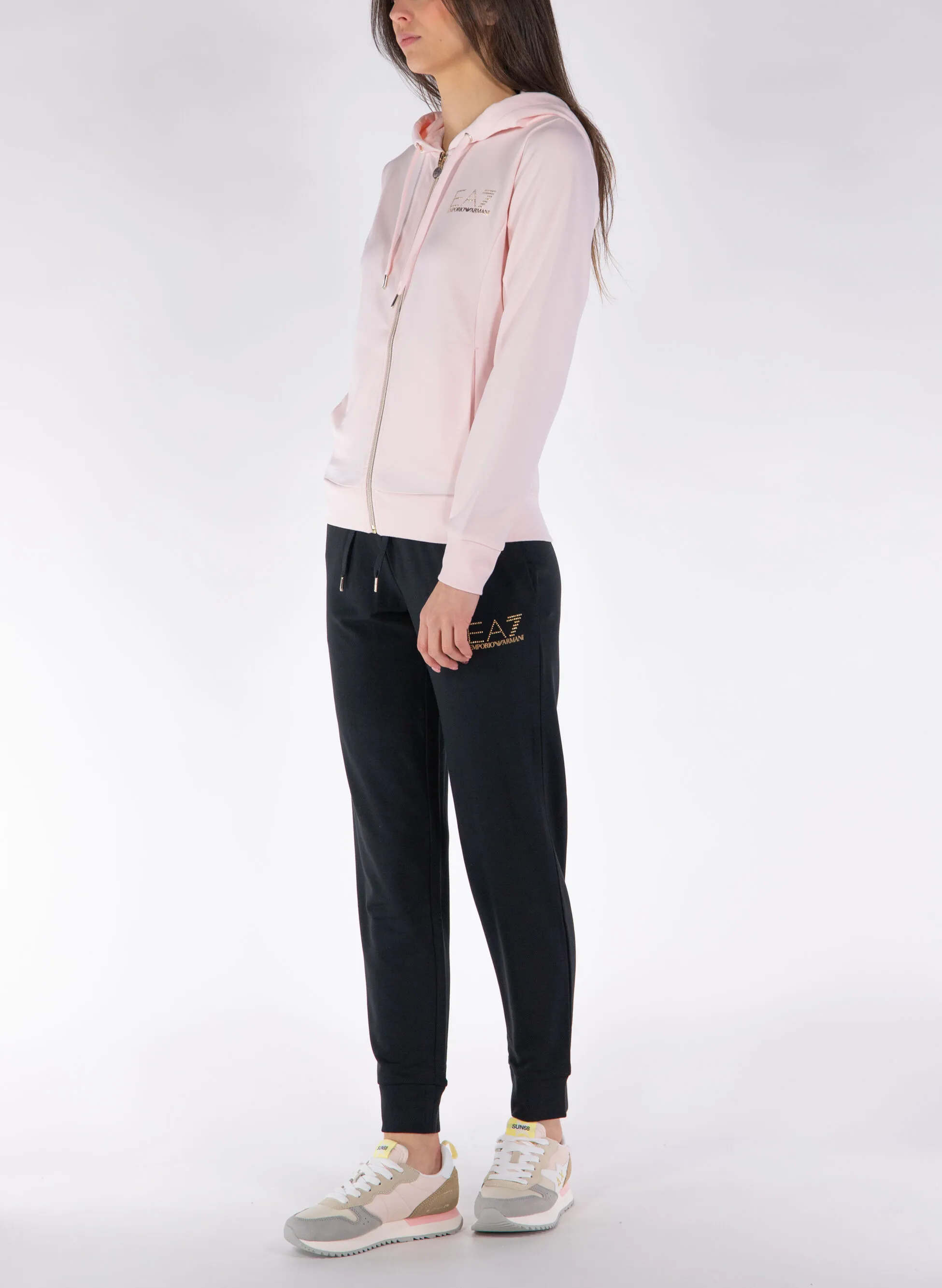 tuta slim gold con cappuccio