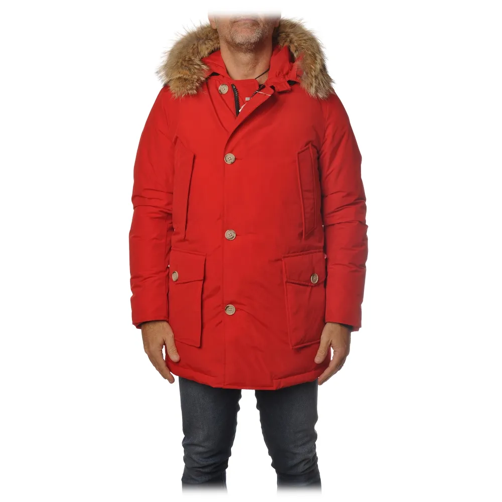 Woolrich - Piumino con Cappuccio Bordato di Pelliccia - Rosso - Giacca - Luxury Exclusive Collection